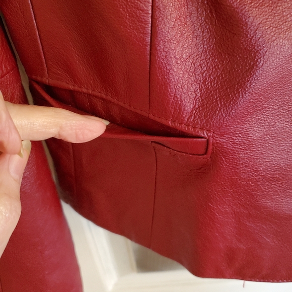 Newport News Red/Wine Leather Jacket S 8 - Picture 5 of 12
